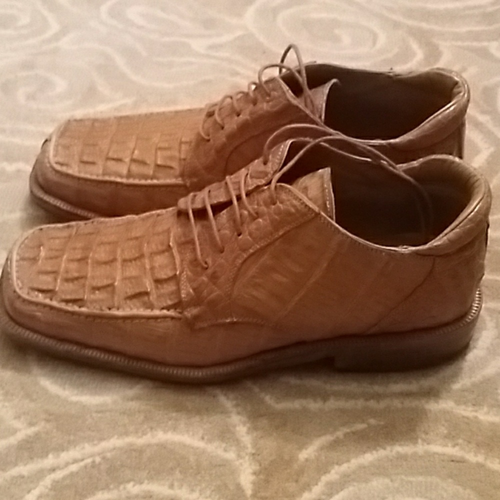 Shoes - Picture 2 of 2